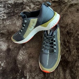 Men’s Water Repellant Training Shoe